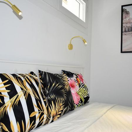 Paris Dream - Torremolinos Apartment Bagian luar foto