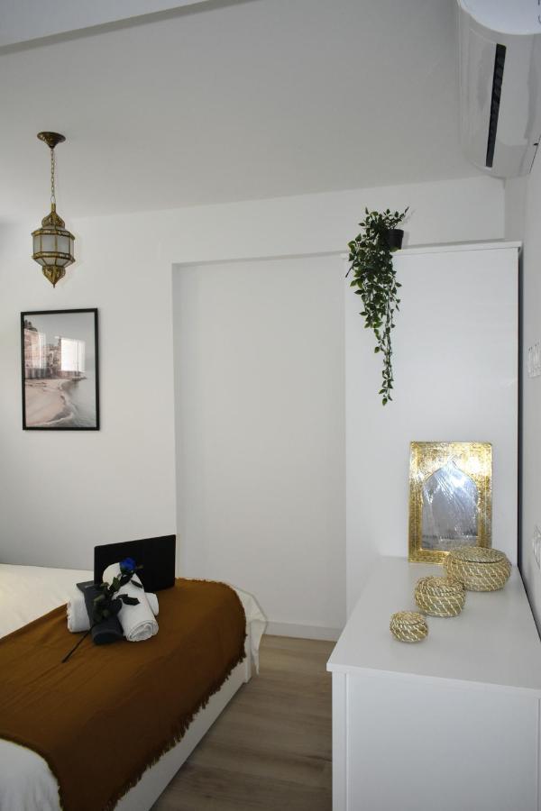 Paris Dream - Torremolinos Apartment Bagian luar foto