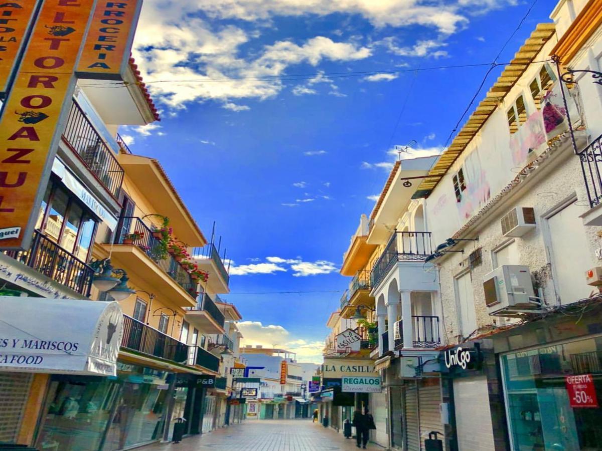 Paris Dream - Torremolinos Apartment Bagian luar foto